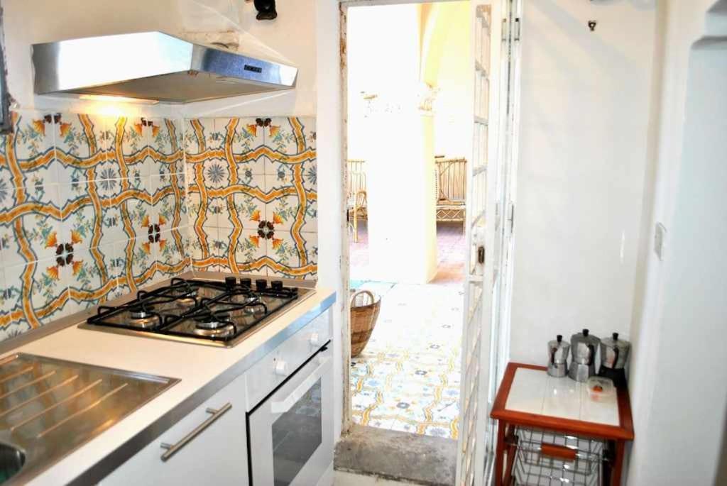 Apartment Casa Cattedrale Spettacolare Vista Mare A Gaeta