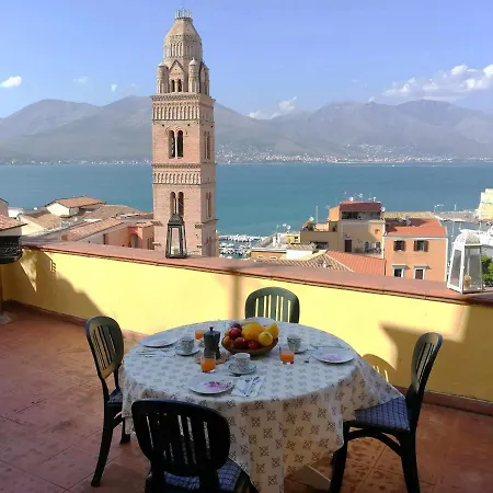 Casa Cattedrale Spettacolare Vista Mare A Gaeta Apartment Exterior photo